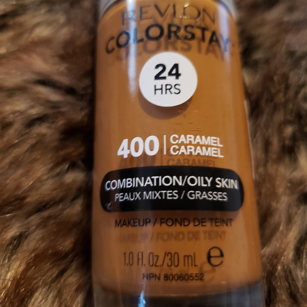 Revlon color stay foundation - Picture 7 of 7